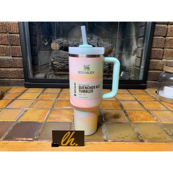 *NEW IN HAND* Stanley Quencher Flowstate Tumbler | 40 OZ Warm Serene Brushstroke - Picture 2 of 9